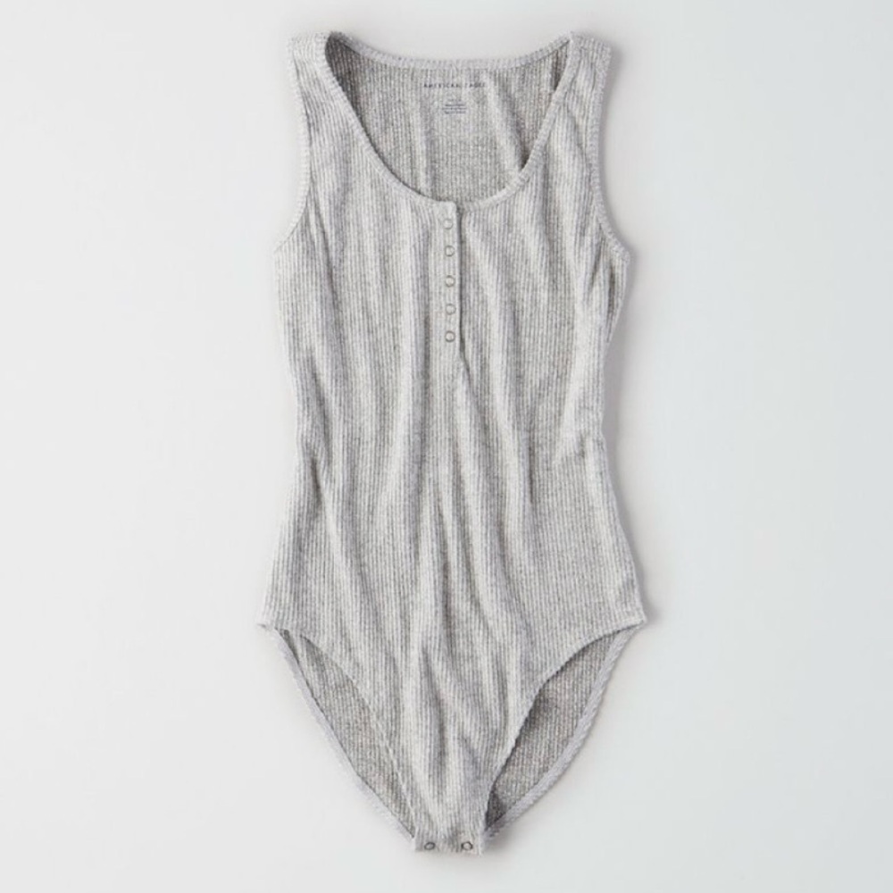 Ae American eagle gray plush Henley ribbed tank top bodysuit snap front